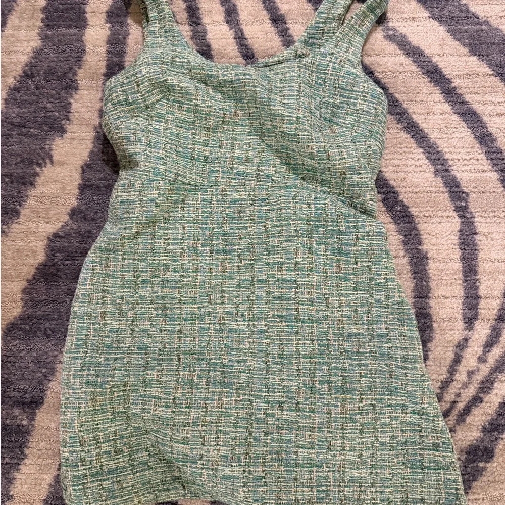 & Other Stories Green Ribbed Scoop Neck Mini Dress - Picture 2 of 3